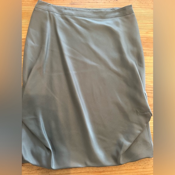 Silk Armani Grey Skirt - Picture 2 of 3